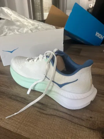 Used Hoka Running Shoes bike — image 2 of 3