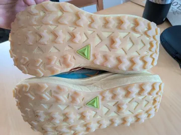 Used Asics Trabuco Max 4 bike — image 3 of 5