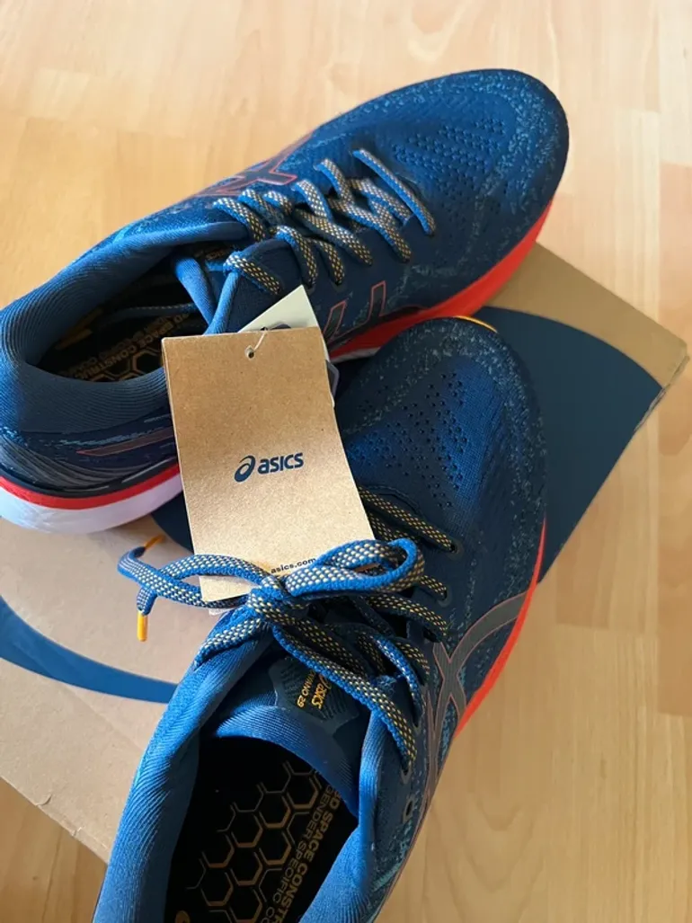 Used Asics Gel Kayano bike — image 2 of 10