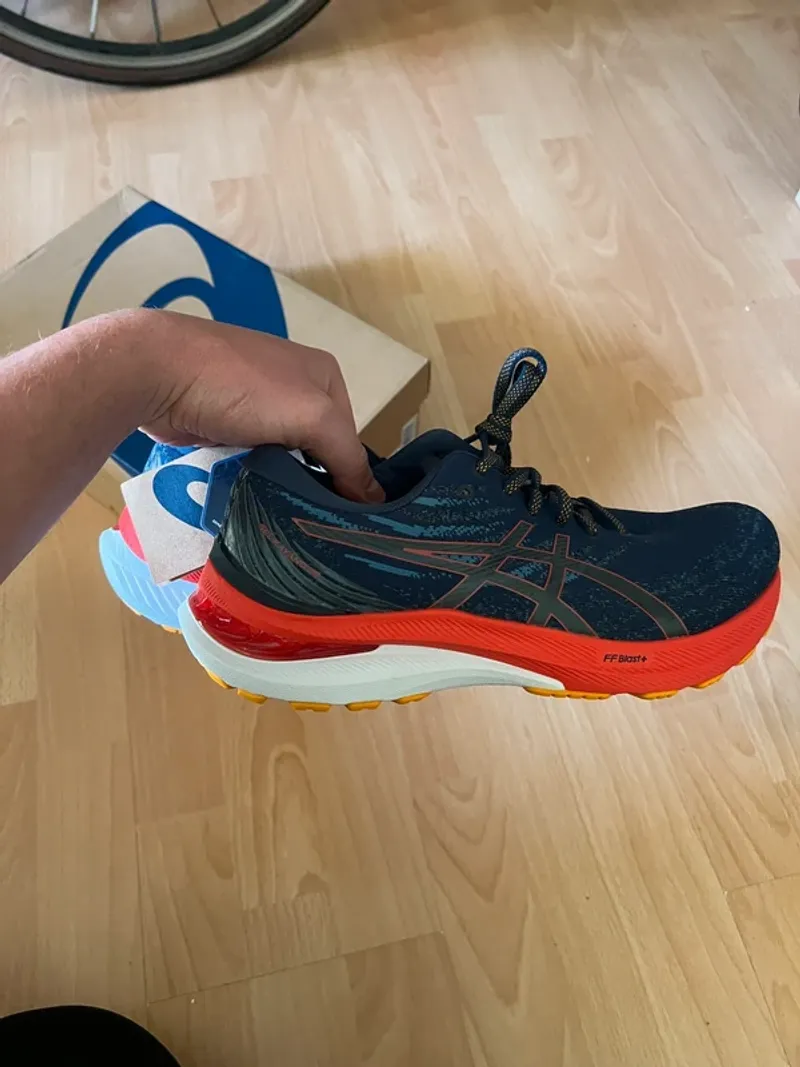 Brugt Asics Gel Kayano Running Shoes