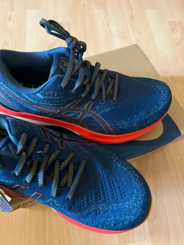 Used Asics Gel Kayano bike — image 7 of 10