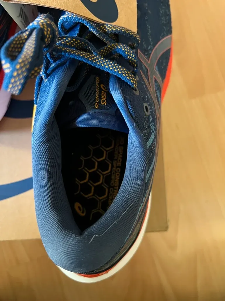Used Asics Gel Kayano bike — image 5 of 10