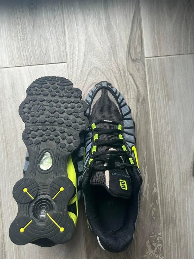 Tweedehands Look Nike Shox TL bike — afbeelding 2 van 5