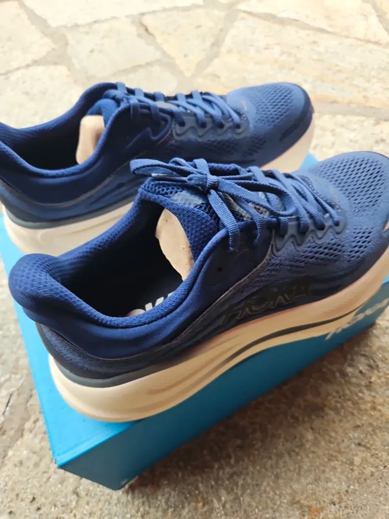 Used Hoka Bondi 9 bike — image 7 of 8