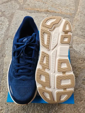 Used Hoka Bondi 9 bike — image 5 of 8