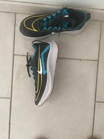 Used Nike Flyknit bike — image 2 of 2
