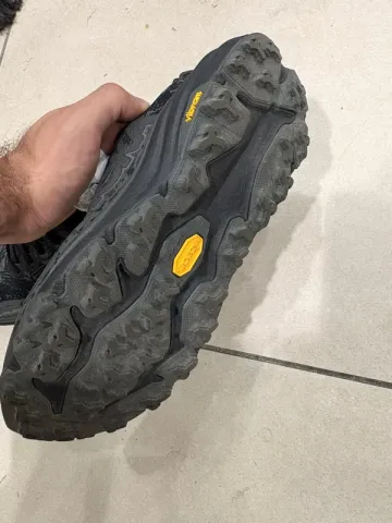 Used Hoka Speedgoat 6 GTX bike — image 3 of 5