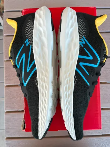 New Balance 411 V3 bike usato — immagine 1 di 6