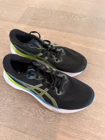 Used Asics Gel Kayano 30 bike — image 1 of 7