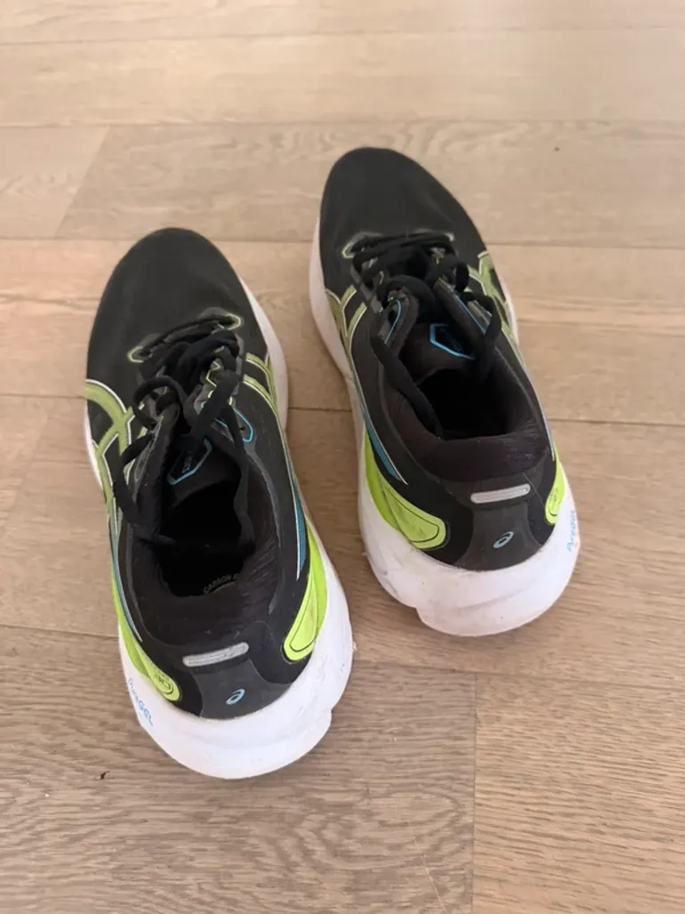 Used Asics Gel Kayano 30 bike — image 4 of 7