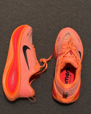 Used Nike Vomero Plus bike — image 3 of 3