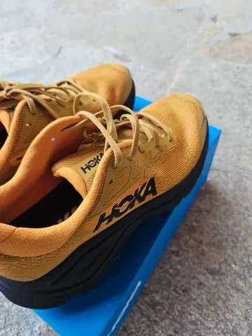 Used Hoka Challenger 8 bike — image 6 of 8