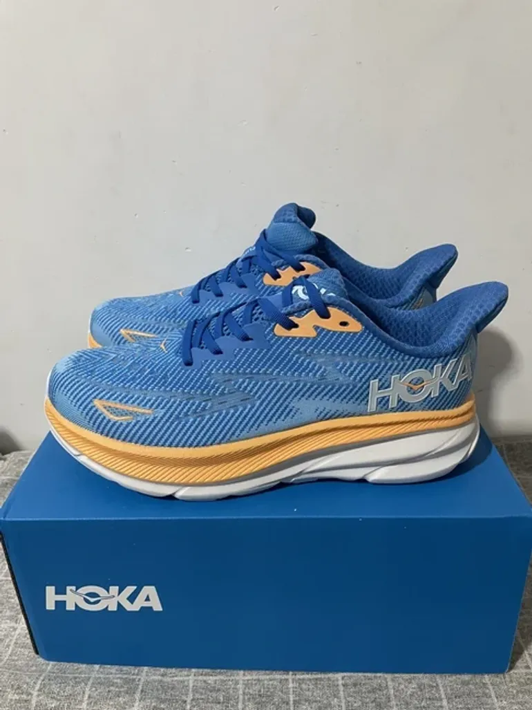 Hoka Clifton 9 bike usato — immagine 1 di 13