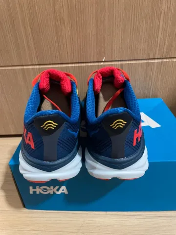 Used Hoka Clifton 9 bike — image 10 of 12