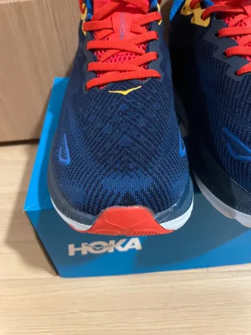 Used Hoka Clifton 9 bike — image 8 of 12