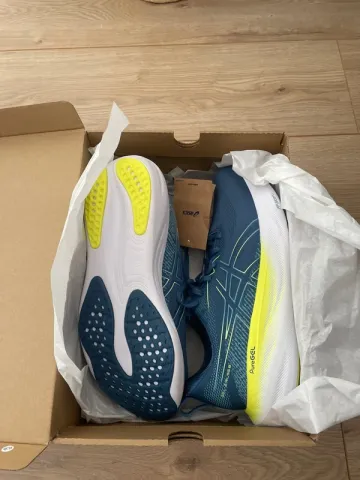 Used Asics Ziruss 8 bike — image 1 of 7