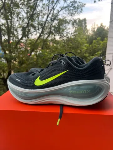 Used Nike Vomero Plus bike — image 1 of 7