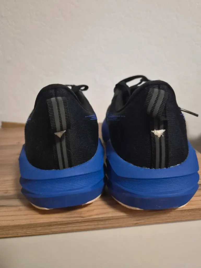 Brugt Asics Schuhe bike — billede 3 af 5