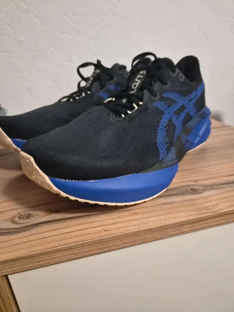 Brugt Asics Schuhe bike — billede 2 af 5