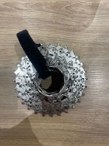 Shimano 105 2024 Drivetrain & Pedals de segunda mano