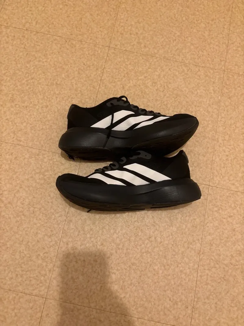 Adidas Chaussure de course Running Shoes d'occasion