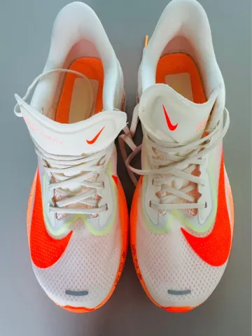 Used Nike ZoomX Flyplate bike — image 1 of 7