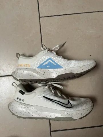 Nike Chaussure de sport bike d'occasion — image 3 sur 7