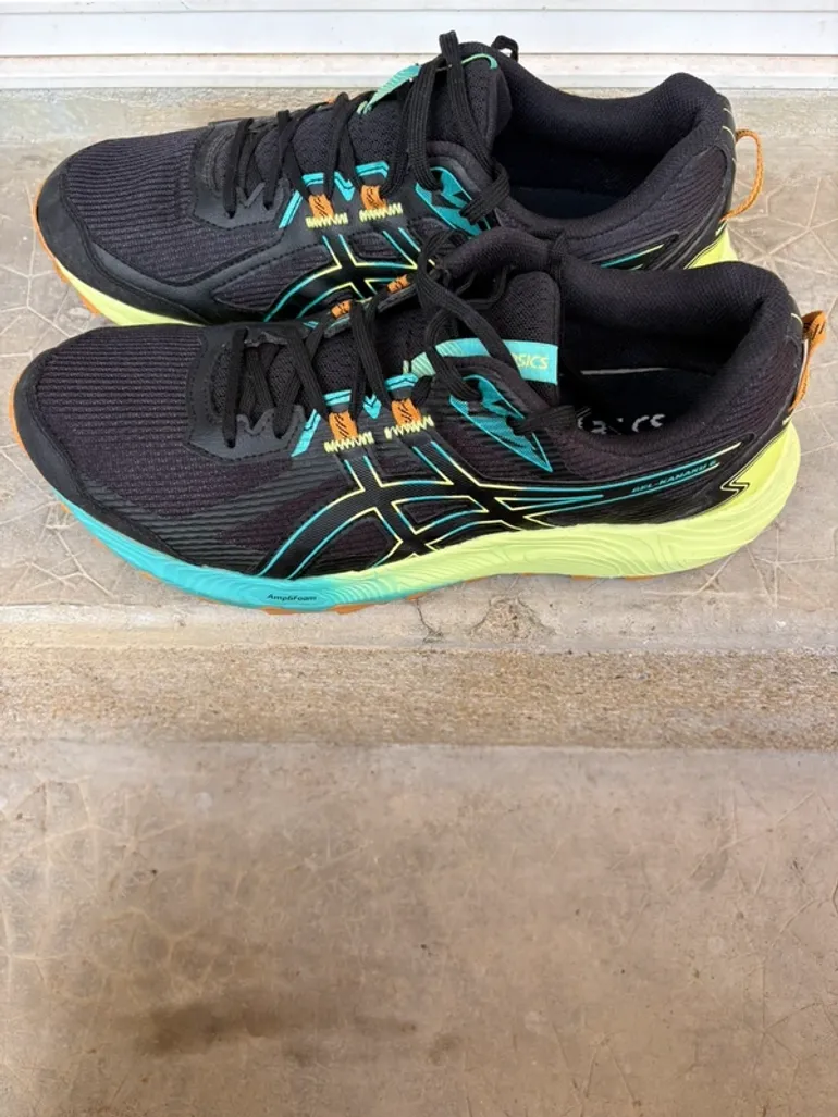 Used Asics Gel Kanaku 6 bike — image 5 of 9