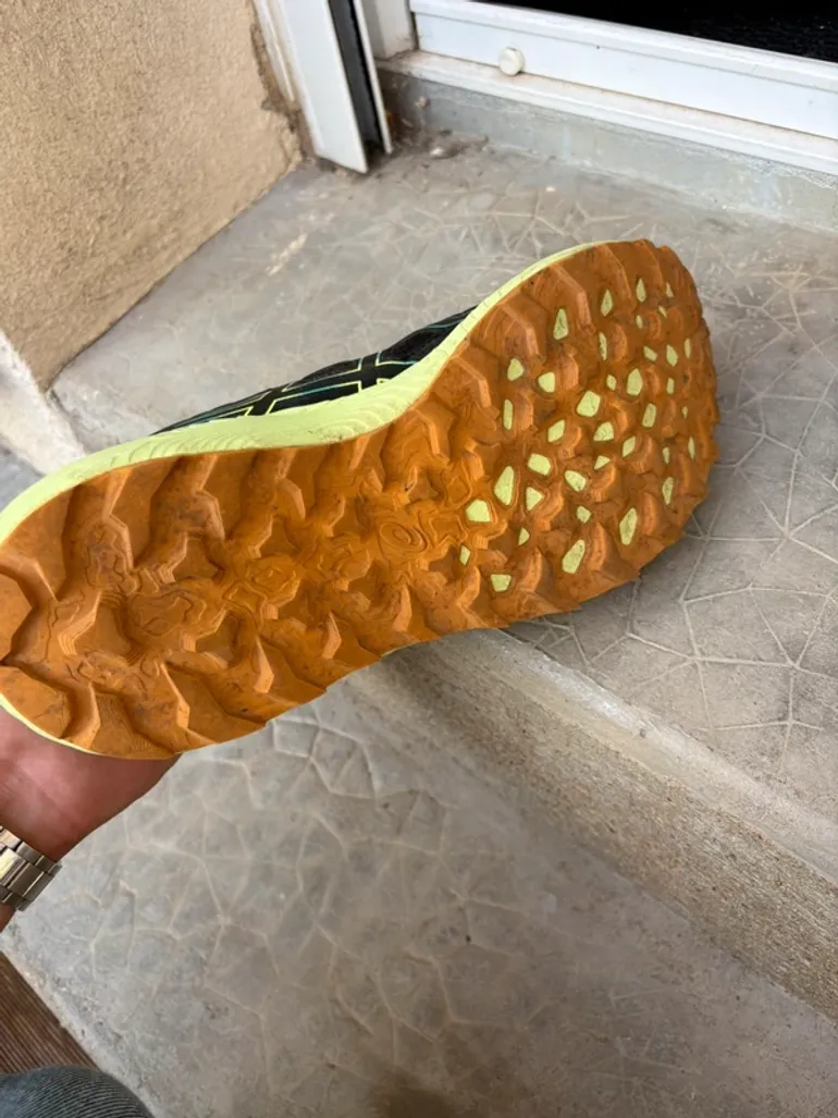 Used Asics Gel Kanaku 6 bike — image 9 of 9