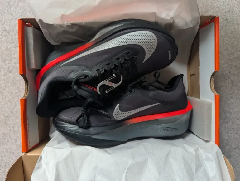 Used Nike Zoom Fly 6 bike — image 2 of 9