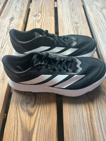 Brugt Adidas Running Shoes bike — billede 1 af 3