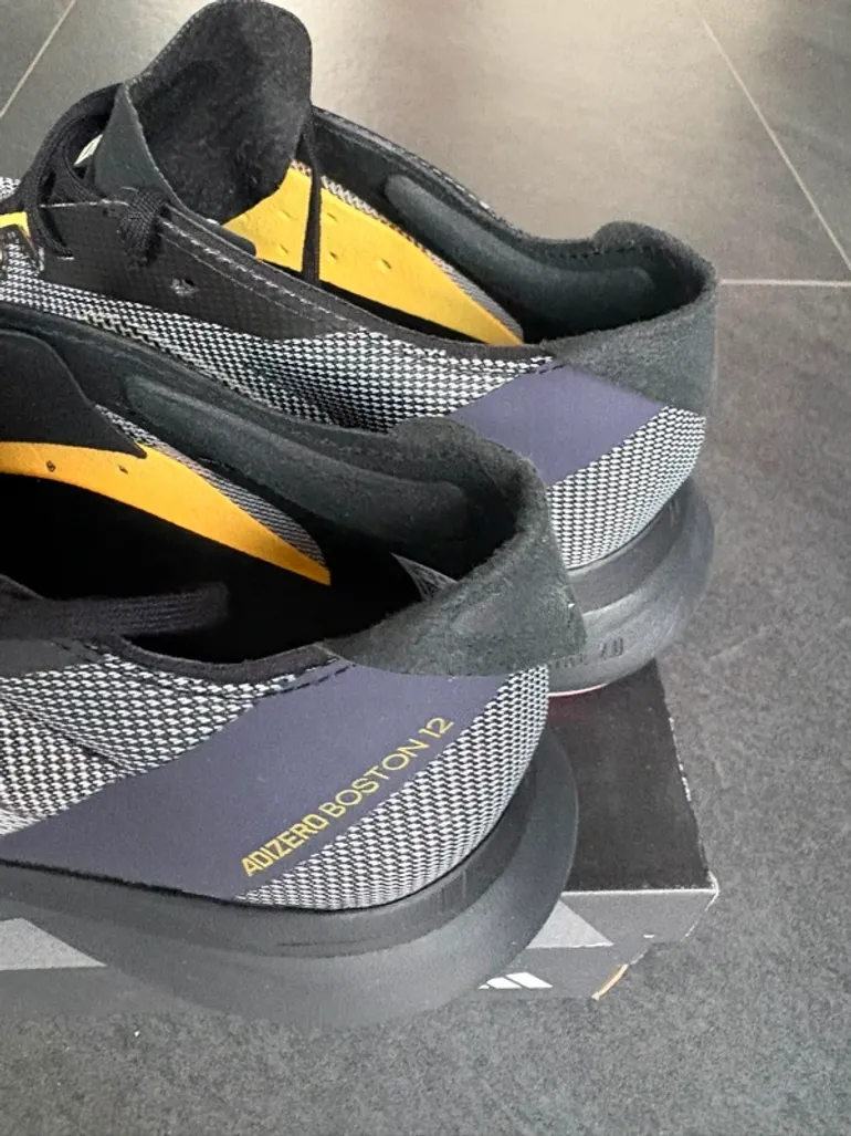 Used Adidas Adizero Boston bike — image 2 of 9