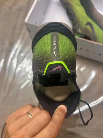 Used Nike Vaporfly Next% 4 bike — image 6 of 9