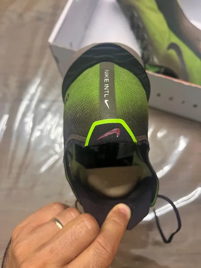 Used Nike Vaporfly Next% 4 bike — image 6 of 9