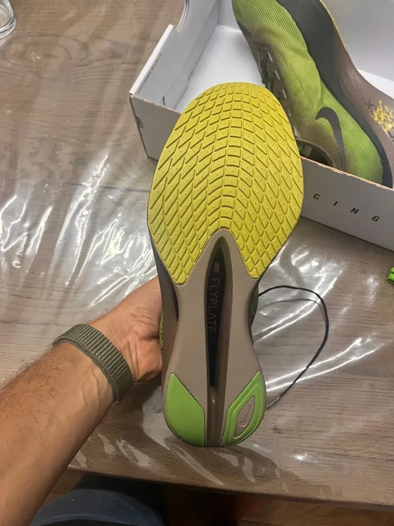 Used Nike Vaporfly Next% 4 bike — image 8 of 9