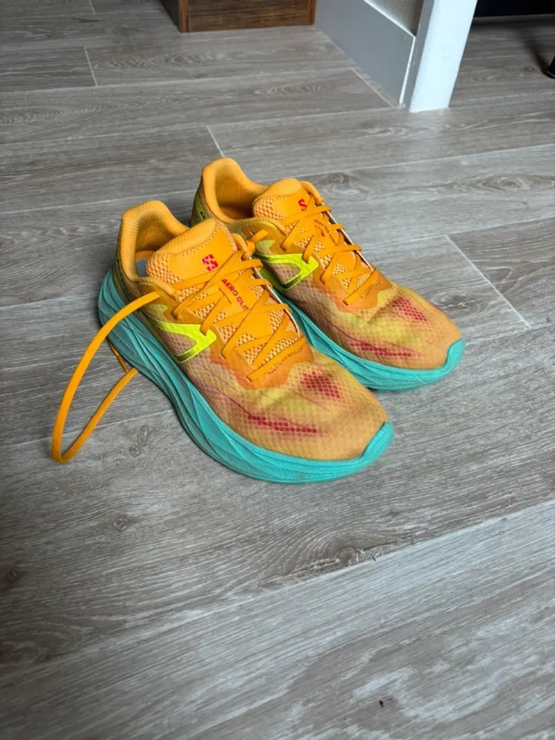 Used Salomon Aéro Glide 2 Running Shoes