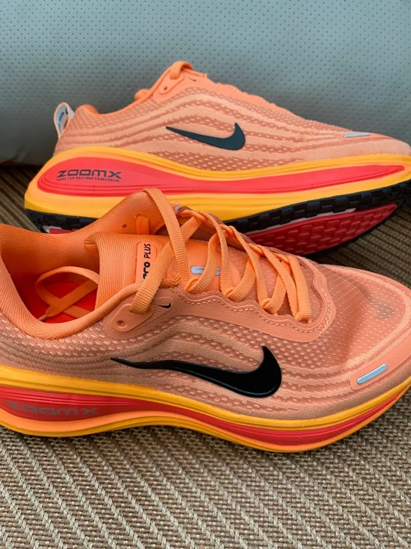 Used Atomic Vomero Plus Running Shoes