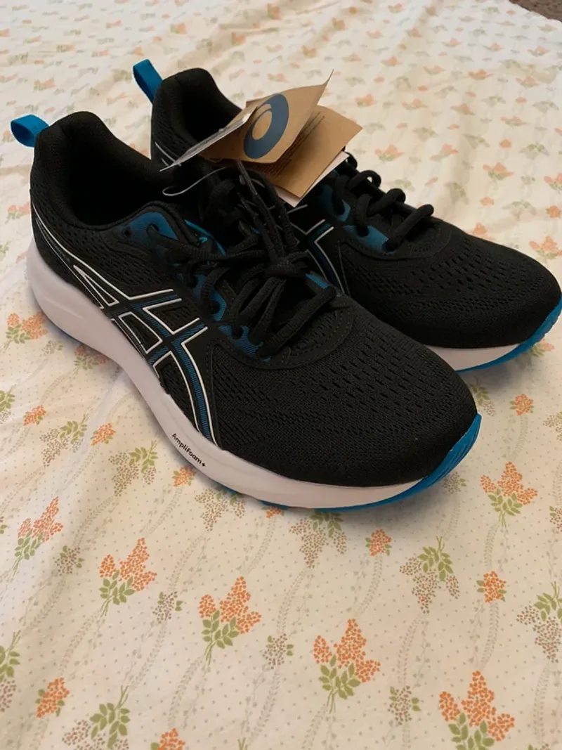 Used Asics Running Shoes Running Shoes