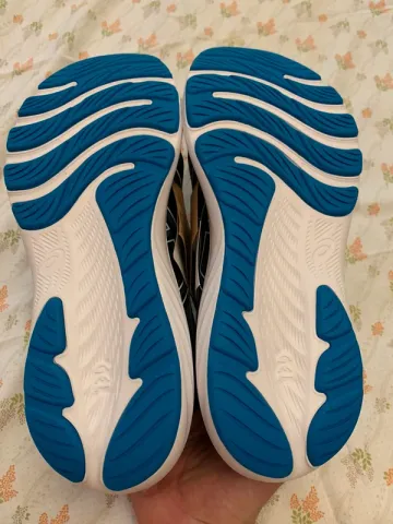Brugt Asics Running Shoes bike — billede 5 af 6