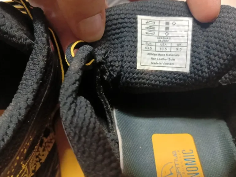 Used La Sportiva Akasha II bike — image 7 of 8