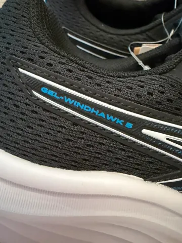 Used Asics Shoes bike — image 2 of 8
