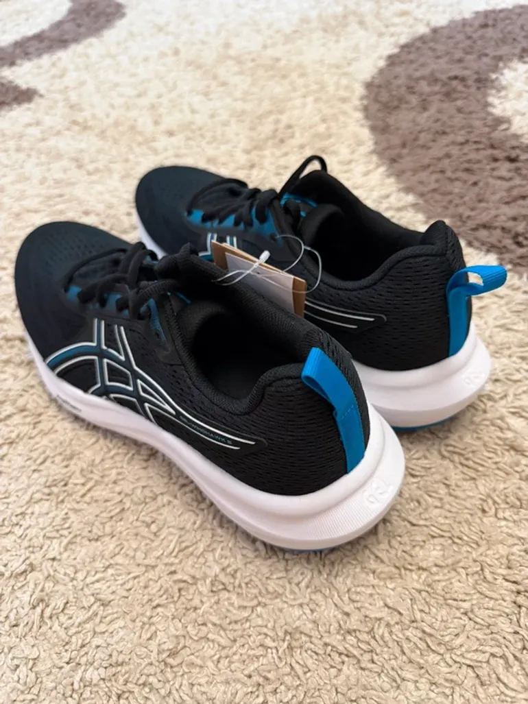 Used Asics Shoes bike — image 5 of 8