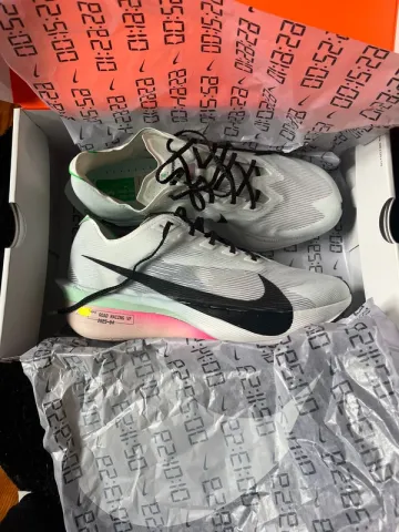 Used Nike Vaporfly 4 bike — image 2 of 5