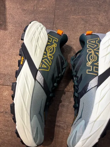 Used Hoka Speedgoat 7 bike — image 2 of 7