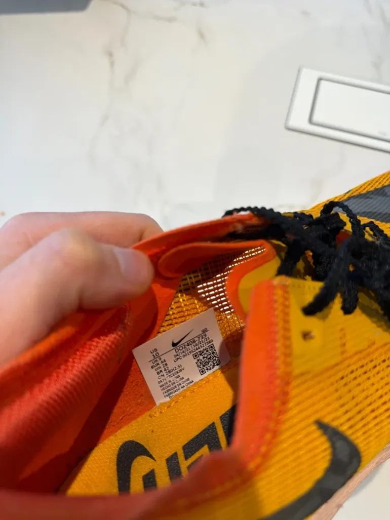 Used Nike ZoomX Vaporfly Next% 2 bike — image 5 of 5
