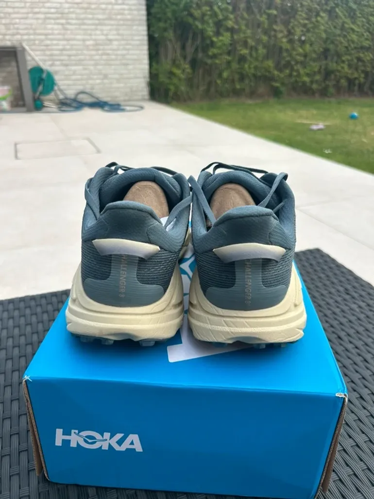 Used Hoka Challenger 8 bike — image 3 of 8