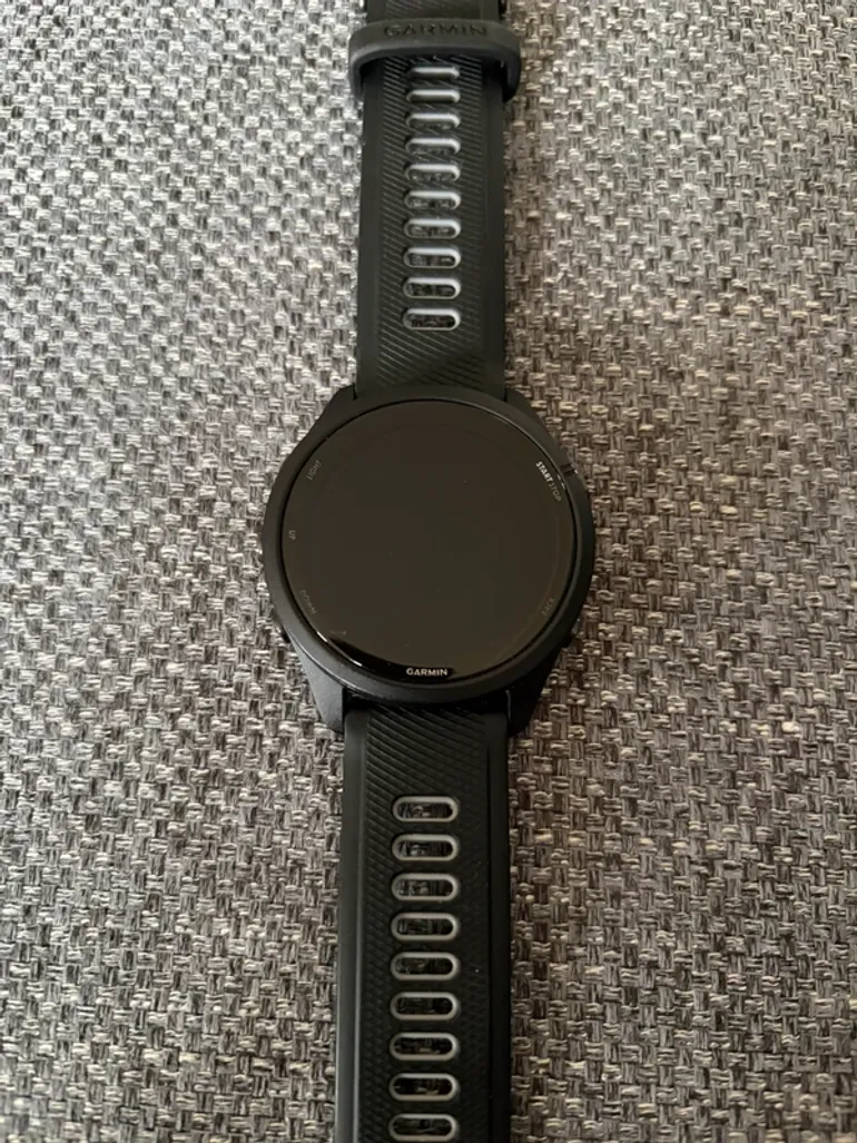 Used Garmin Forerunner 265 bike — image 3 of 4