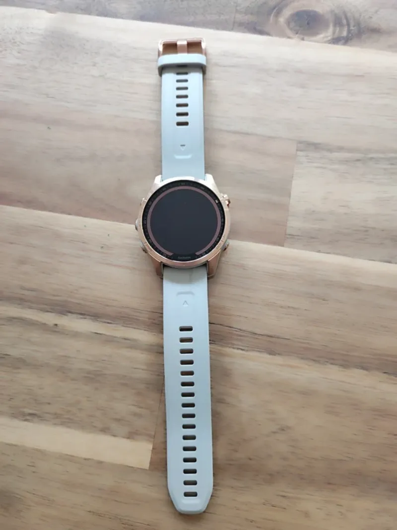 Garmin Fenix 7S Solar Electronics d'occasion