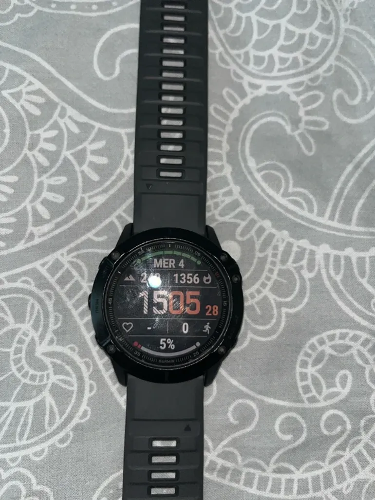 Used Garmin Fēnix 6X Pro bike — image 4 of 4