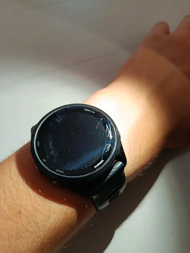 Used Garmin Forerunner 265 bike — image 4 of 8